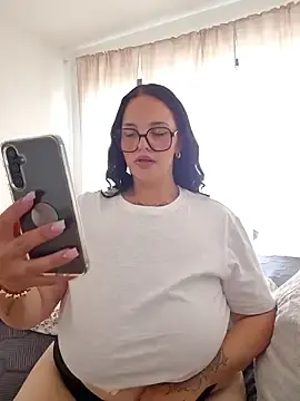 Stripchat Free Porn Cam of JUJUICY-