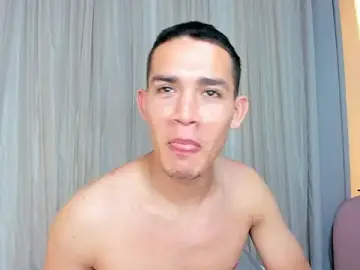 Stripchat Live Sex Cam of Litzy1_