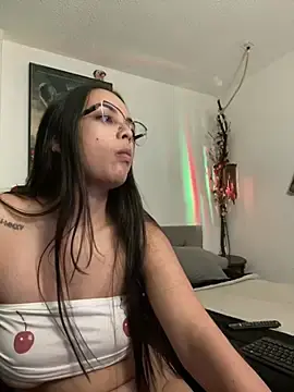 Stripchat Free Live Porn of gabyaridi
