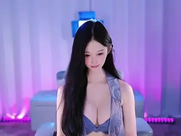 Stripchat Live Sex Cam of LoveJay520