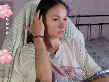 Stripchat Free Porn Cam of lil_luna_x