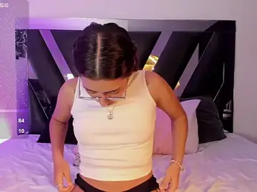 Stripchat Watch Live Sex Cams of Mia_Iron