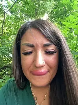 Stripchat Sex Cam of RuslanaXX