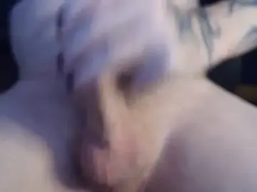 Stripchat Live Sex Cam of hung23xuk