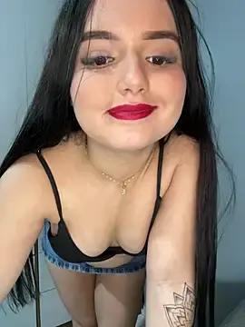 Stripchat Live Sex Cam of Sofiiaa_M