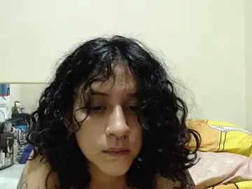 Stripchat Free Live Porn of AlinaWoolf_