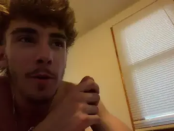 Stripchat Sex Chat of smaiib0y
