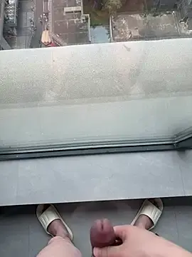 Stripchat Adult Webcam of yichengm