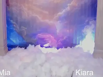 Stripchat Watch Live Sex Cams of Kiara_Curls