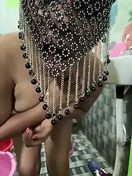 Stripchat Live Sex of Curvy_shivani