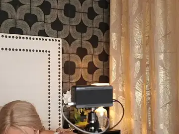 Stripchat Adult Webcam of IsabelaWhite