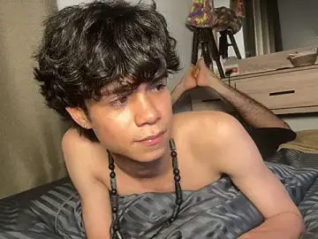 Stripchat Live Sex Cam of OopsAgain_