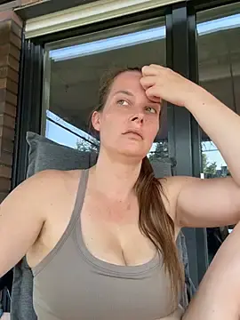 Stripchat Live Sex Cam of newMichelle