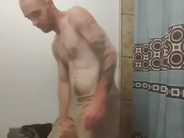 Stripchat Live Sex Cam of Huntzg23