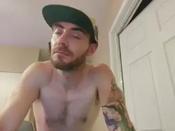 Stripchat Sex Cam of Huntzg23