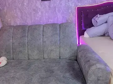 Stripchat Live Sex Cam of Lauren_smiles