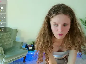 Stripchat Live Sex Cam of Mila_Stain