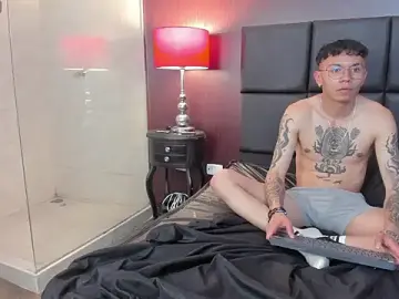 Stripchat Live Sex of Cherry_X_West
