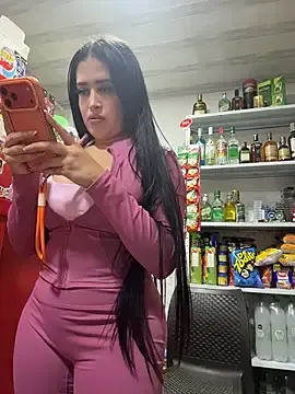 Stripchat Free Live Porn of Sara_fun