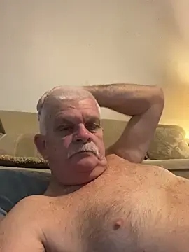 Stripchat Live Sex Cam of Silver1959