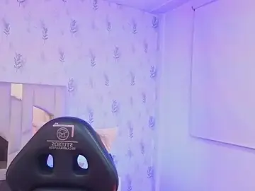 Stripchat Live Sex of MARIANA_TAY1