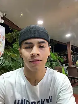 Stripchat Sex Cam of Mao_mdn