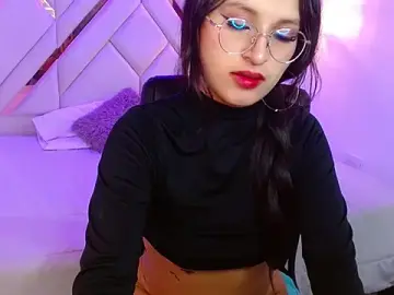Stripchat Adult Video Chat of sharllothe_