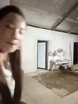 Stripchat Live Sex Cam of milo123-xx
