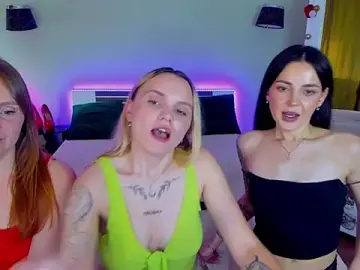 Stripchat Live Porn of MagicEyess