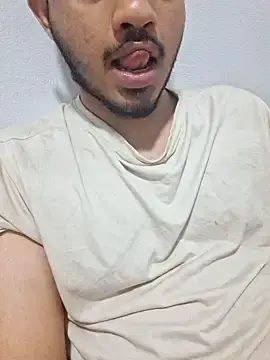Stripchat Sex Cam of alesssterling