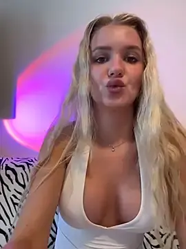 Stripchat Sex Cam of Devill_Angel_