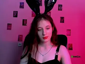 Stripchat Nude Webcam of nami_glow