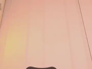 Stripchat Free Live Porn of Zuzu_sweet