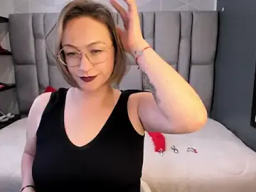 Stripchat Private Sex Chat of Charlot_milf