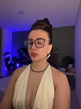 Stripchat Sex Chat of EmaSaenz