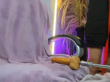 Stripchat Free Live Porn of Mila_Leon