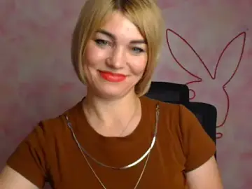 Stripchat Best live sex cam show of CuttieEmma