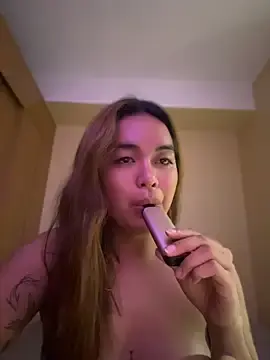 Stripchat Sex Cam of urasianlady