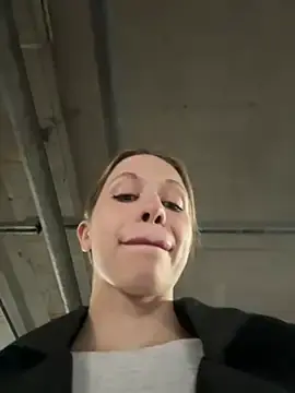 Stripchat Free Live Porn of Olivia_Jemison