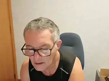 Stripchat Adult Webcam of daddy_man