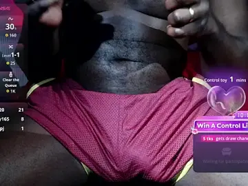 Stripchat Adult Webcam of SirDaddylicious