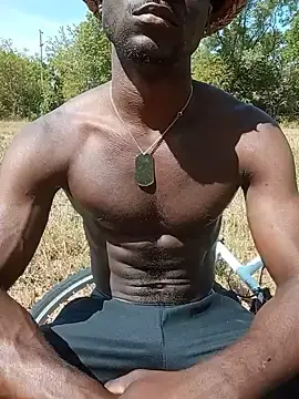 Stripchat Free Live Porn of Ndolet78