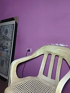 Stripchat Live Sex Cam of bigcockwhite777