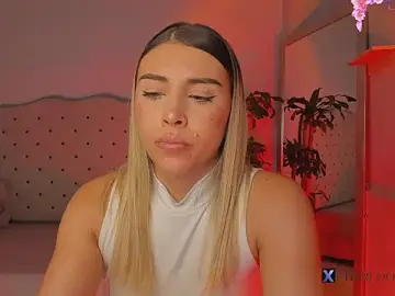 Stripchat Live Sex of charlotte__grey