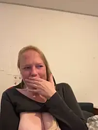 Stripchat Best live sex cam show of MoniqueLaFee