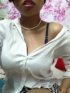 Stripchat Adult Webcam of sandy_naughty