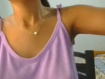 Stripchat Best Webcam of Aarti_misty71