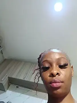 Stripchat Adult Webcam of Yoyo-__