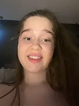 Stripchat Free Porn Cam of HornyGirlH