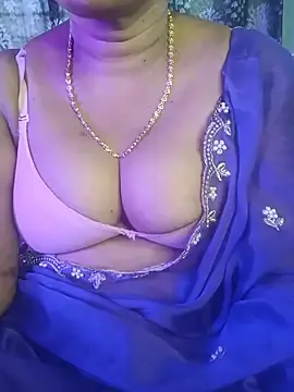 Stripchat Nude Webcam of mona-darling_09